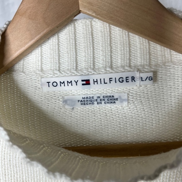 TOMMY HILFIGER WHITE KNIT SWEATER - Picture 5 of 8